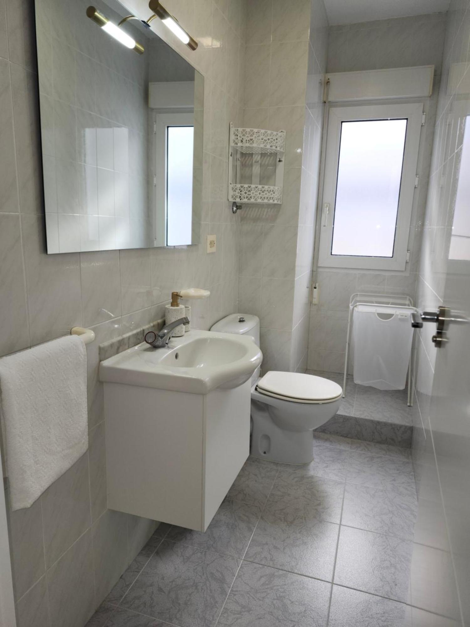 Laxe Piso Sol - Wifi Y Netflix Appartement Buitenkant foto